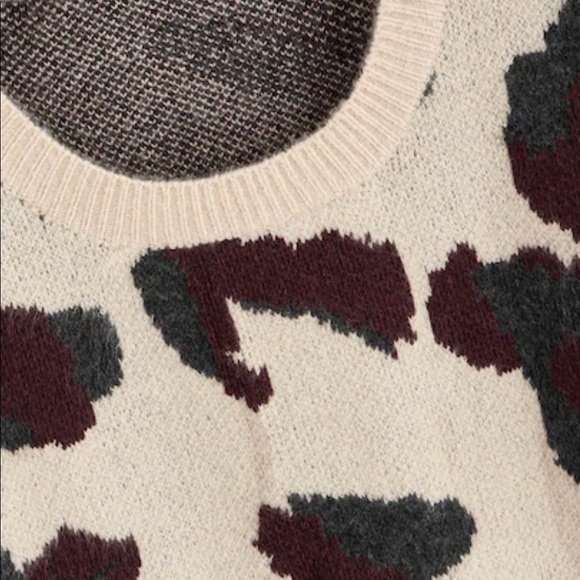 Leopard Print Crew Neck Sweater Brown - Picture 4 of 5